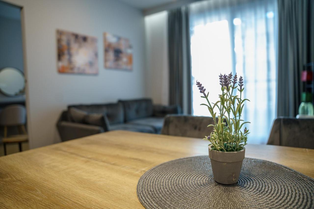 Bright And Charming- Golden Apartments- City Center&S18 Warszawa Eksteriør bilde